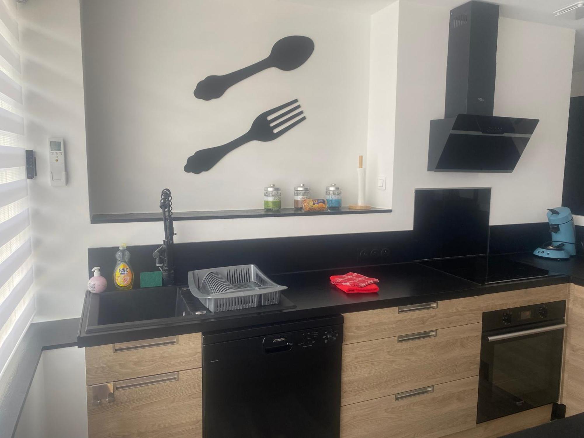 T2 Centre-ville, Tout Equipe, 1 Chambre, 1 A 5 Pers, Climatisation, Balcons, Parking Appartamento Lorient