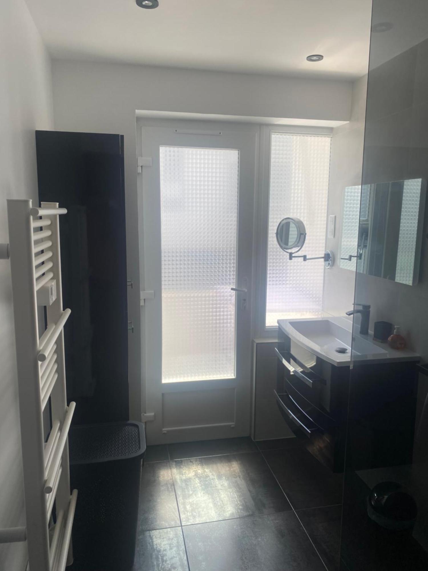 Appartamento T2 Centre-ville, Tout Equipe, 1 Chambre, 1 A 5 Pers, Climatisation, Balcons, Parking